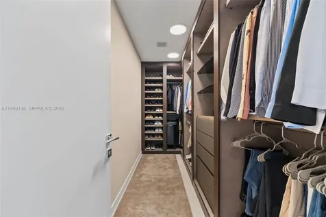 300 Biscayne Boulevard Way Miami FL 33131