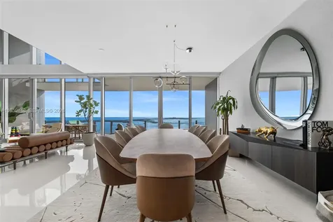 300 Biscayne Boulevard Way Miami FL 33131