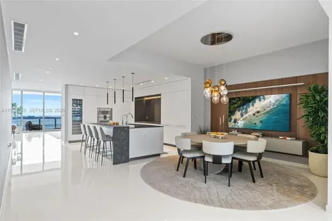 300 Biscayne Boulevard Way Miami FL 33131
