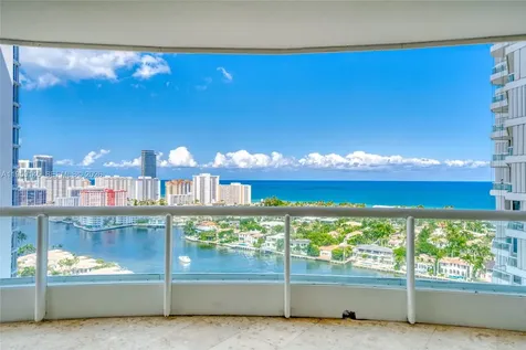 21050 Point Place Aventura FL 33180