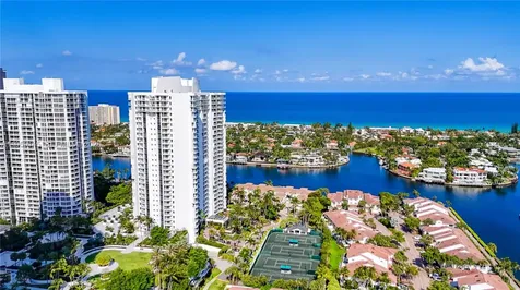21050 Point Place Aventura FL 33180
