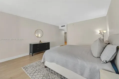21050 Point Place Aventura FL 33180