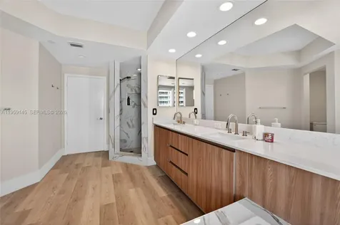 21050 Point Place Aventura FL 33180