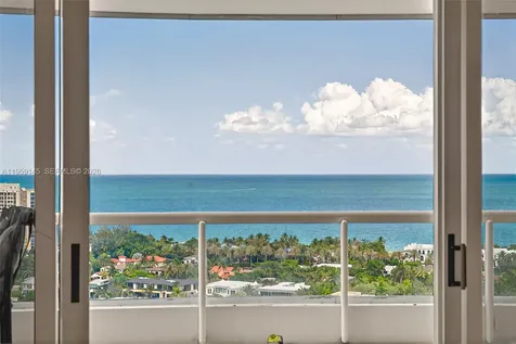 21050 Point Place Aventura FL 33180