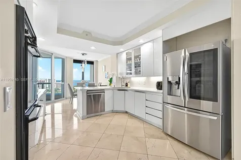 21050 Point Place Aventura FL 33180