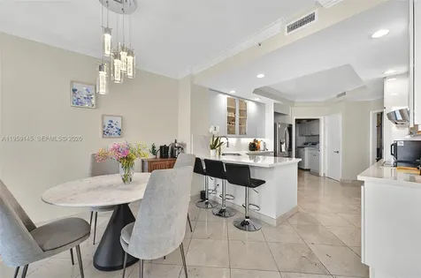 21050 Point Place Aventura FL 33180
