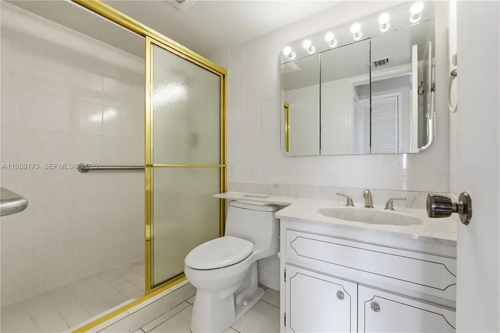 2350 NE 14th St Causeway Pompano Beach FL 33062