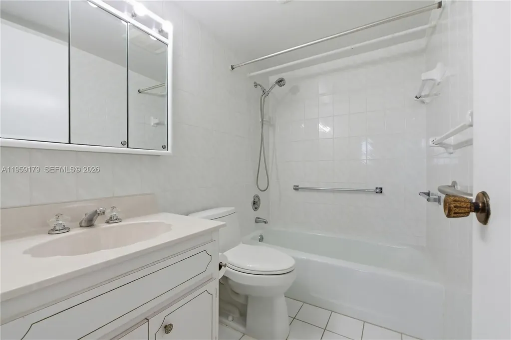 2350 NE 14th St Causeway Pompano Beach FL 33062