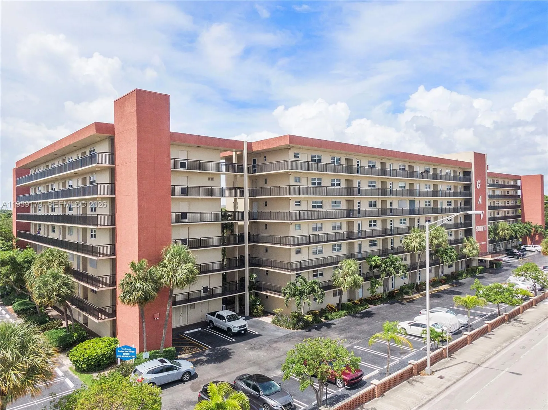2350 NE 14th St Causeway Pompano Beach FL 33062