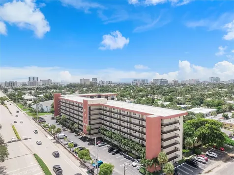 2350 NE 14th Street Causeway Pompano Beach FL 33062