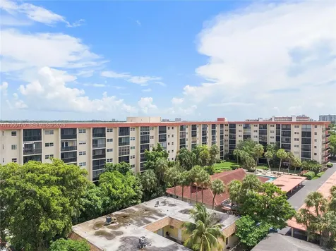 2350 NE 14th Street Causeway Pompano Beach FL 33062