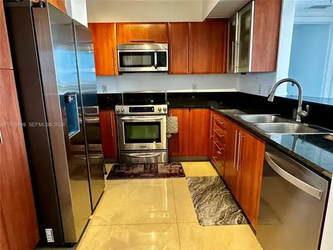 3232 SW 22nd Terrace Miami FL 33145