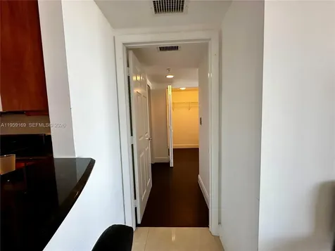 3232 SW 22nd Terrace Miami FL 33145