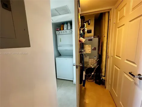 3232 SW 22nd Terrace Miami FL 33145