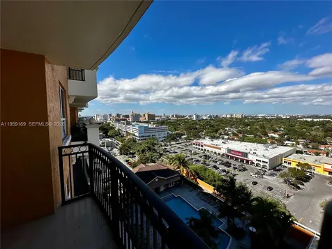3232 SW 22nd Terrace Miami FL 33145