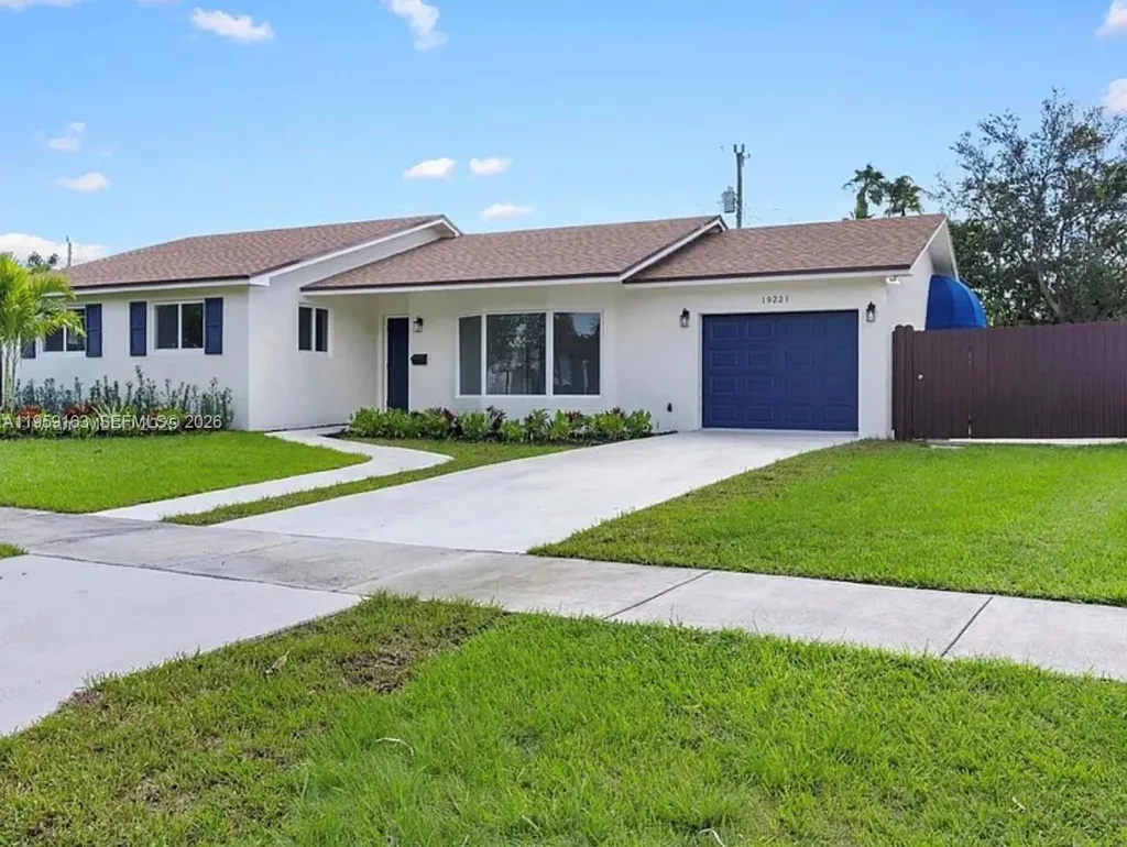 19221 SW 92nd Road Cutler Bay FL 33157