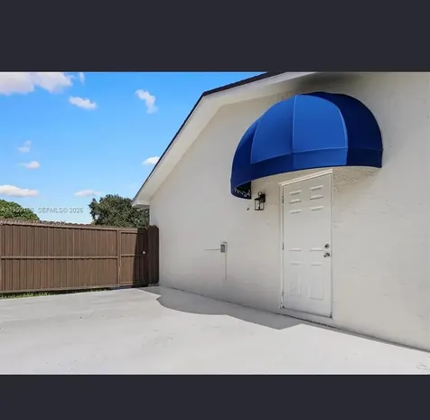 19221 SW 92nd Road Cutler Bay FL 33157