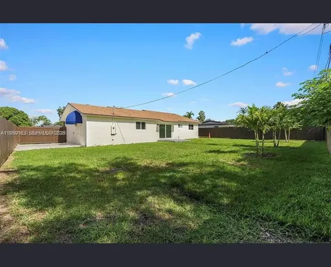 19221 SW 92nd Road Cutler Bay FL 33157