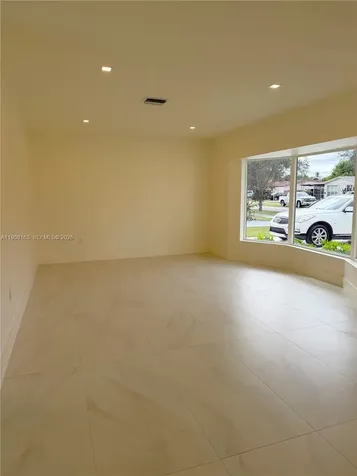 19221 SW 92nd Road Cutler Bay FL 33157