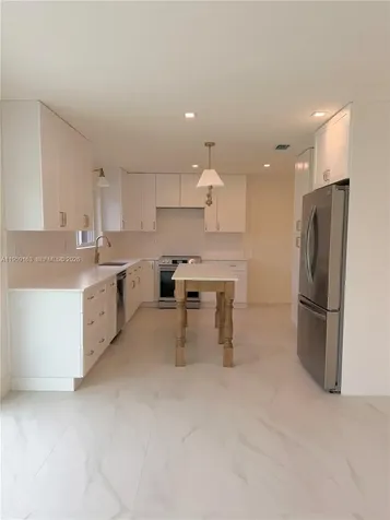 19221 SW 92nd Road Cutler Bay FL 33157