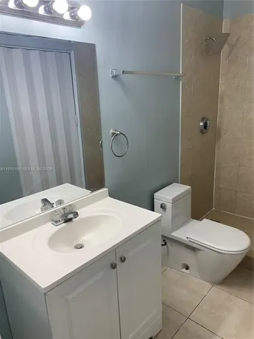 18322 NW 68th Avenue Hialeah FL 33015