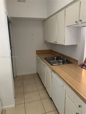 18322 NW 68th Avenue Hialeah FL 33015