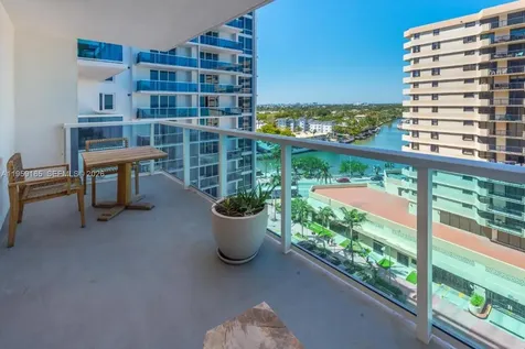102 24th Street Miami Beach FL 33139