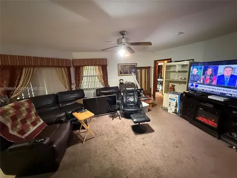 1140 NW 78th Terrace Plantation FL 33322