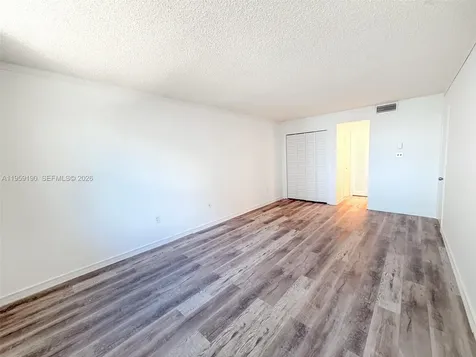 5750 Collins Avenue Miami Beach FL 33140