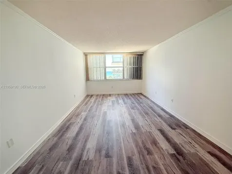 5750 Collins Avenue Miami Beach FL 33140