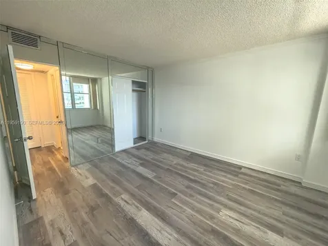 5750 Collins Avenue Miami Beach FL 33140