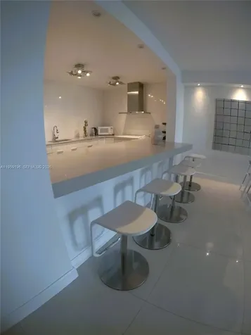 19390 Collins Avenue Sunny Isles Beach FL 33160