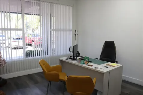 3724-3728 Davie Road Davie FL 33314