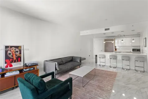 1100 S Miami Avenue Miami FL 33130