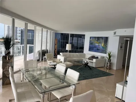 18671 Collins Avenue Sunny Isles Beach FL 33160