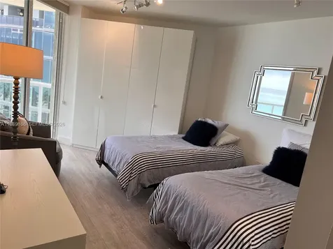 18671 Collins Avenue Sunny Isles Beach FL 33160