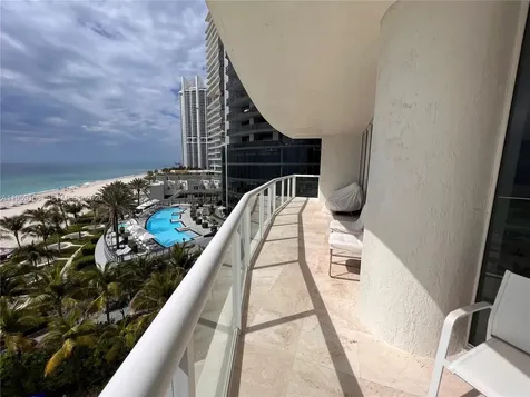 18671 Collins Avenue Sunny Isles Beach FL 33160