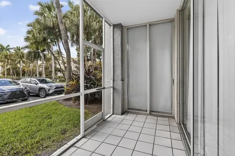9725 NW 52nd Street Doral FL 33178