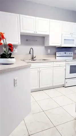 741 SE 2nd Street Homestead FL 33030