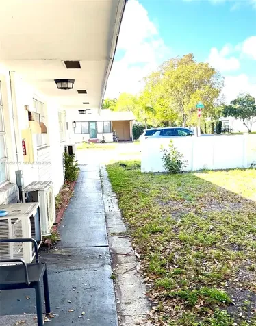 1859 Wiley Street Hollywood FL 33020