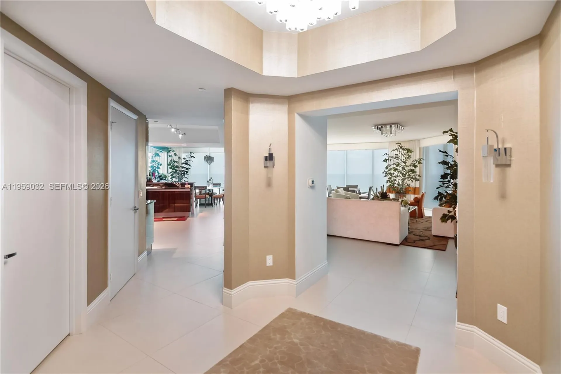 2711 S Ocean Drive Hollywood FL 33019