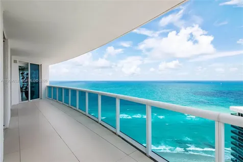 2711 S Ocean Drive Hollywood FL 33019