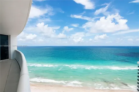 2711 S Ocean Drive Hollywood FL 33019