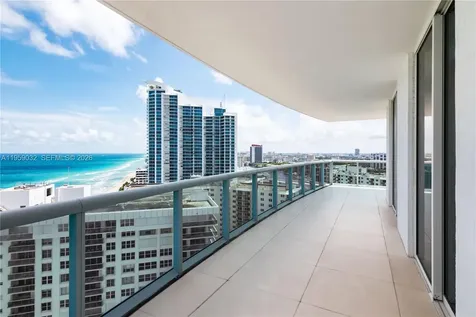 2711 S Ocean Drive Hollywood FL 33019