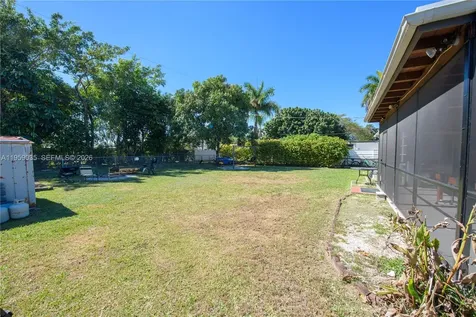 1560 NE 11th Street Homestead FL 33033
