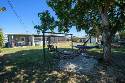 1560 NE 11th Street Homestead FL 33033