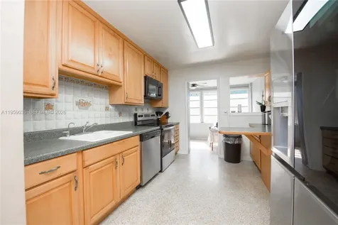 1560 NE 11th Street Homestead FL 33033