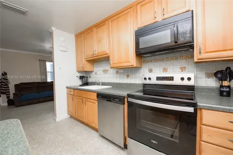 1560 NE 11th Street Homestead FL 33033