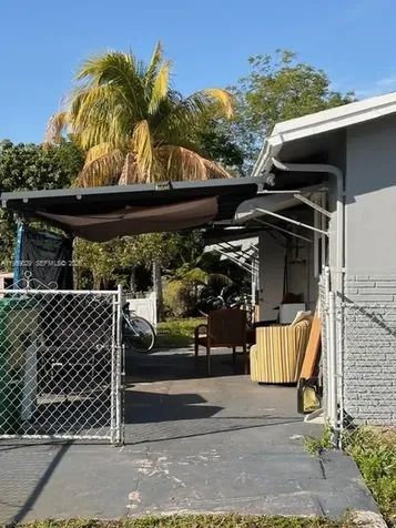 1913 SW Gardenia Road Fort Lauderdale FL 33317