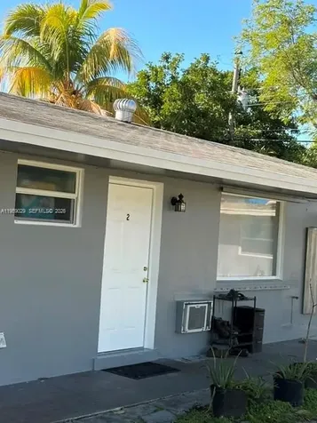 1913 SW Gardenia Road Fort Lauderdale FL 33317